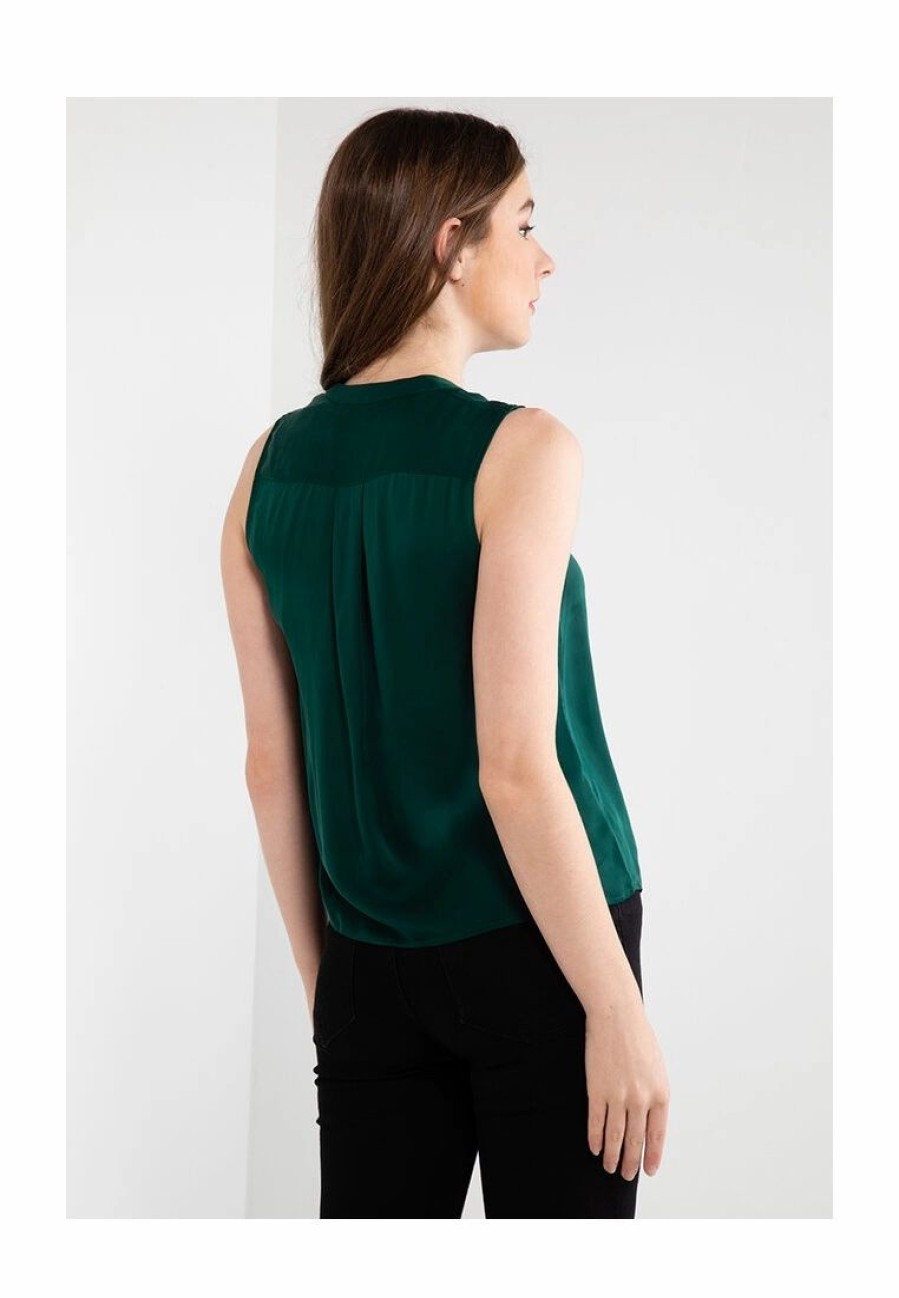 Women * | Banana Republic Sleeveless Plain Top