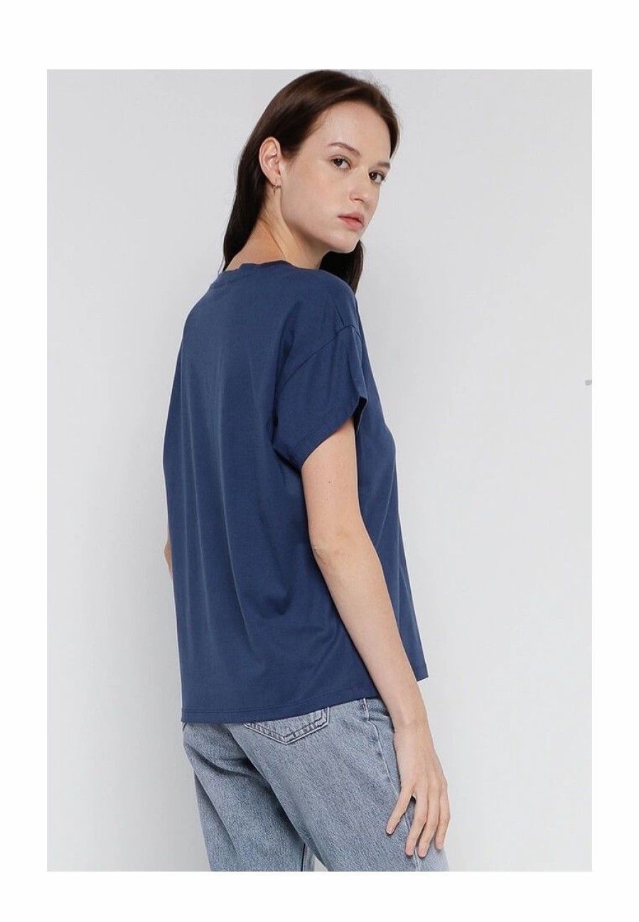 Women * | Banana Republic Graphic Tee