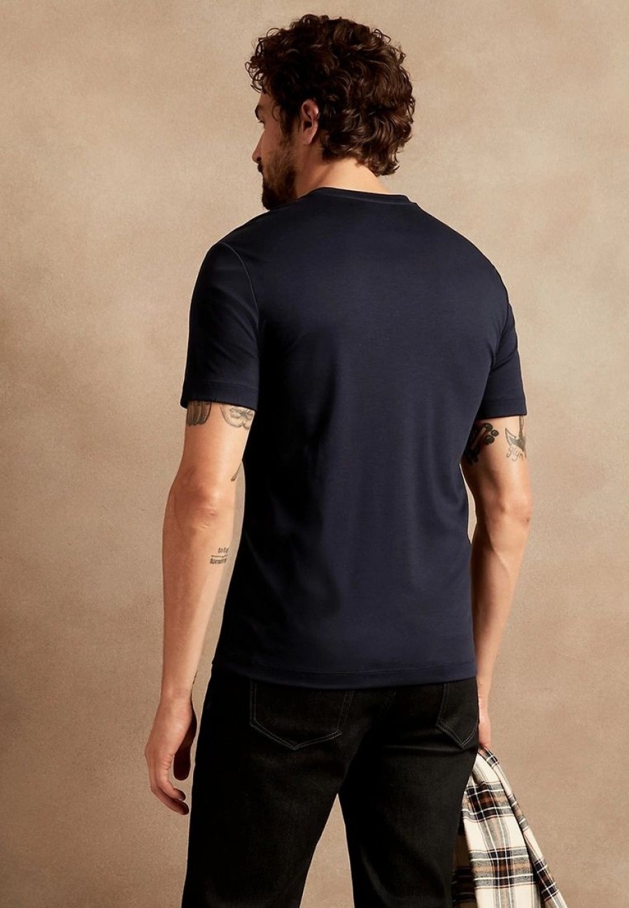 Men * | Banana Republic Lux Solid V Neck Tee