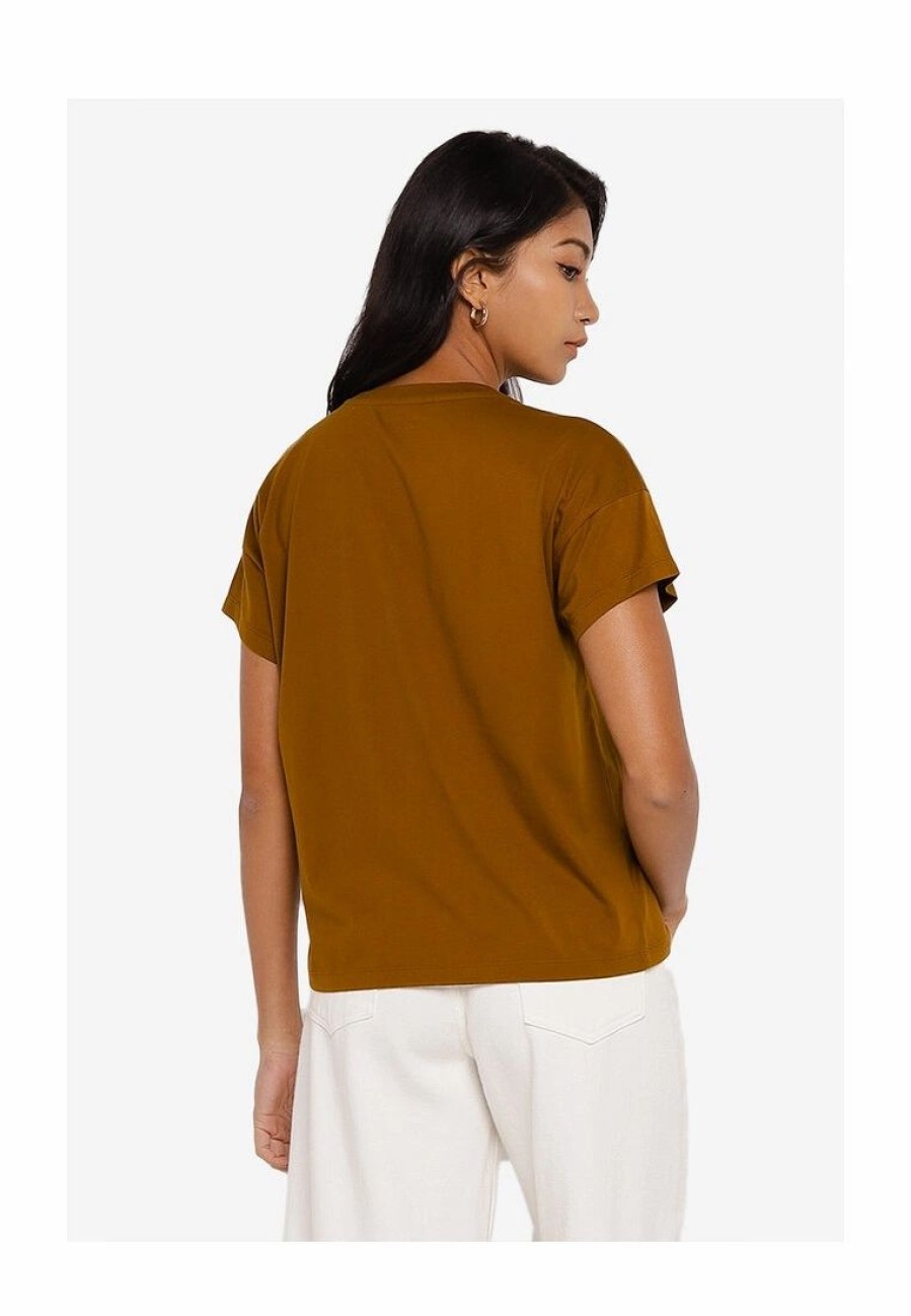 Women * | Banana Republic Br Center Logo Graphic Tee