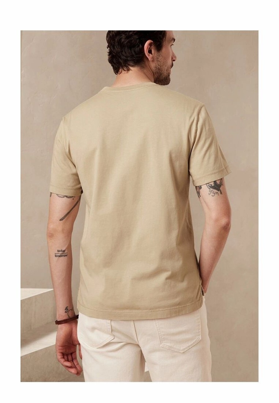 Men * | Banana Republic Authentic Garment Dye Pocket Crew T-Shirt