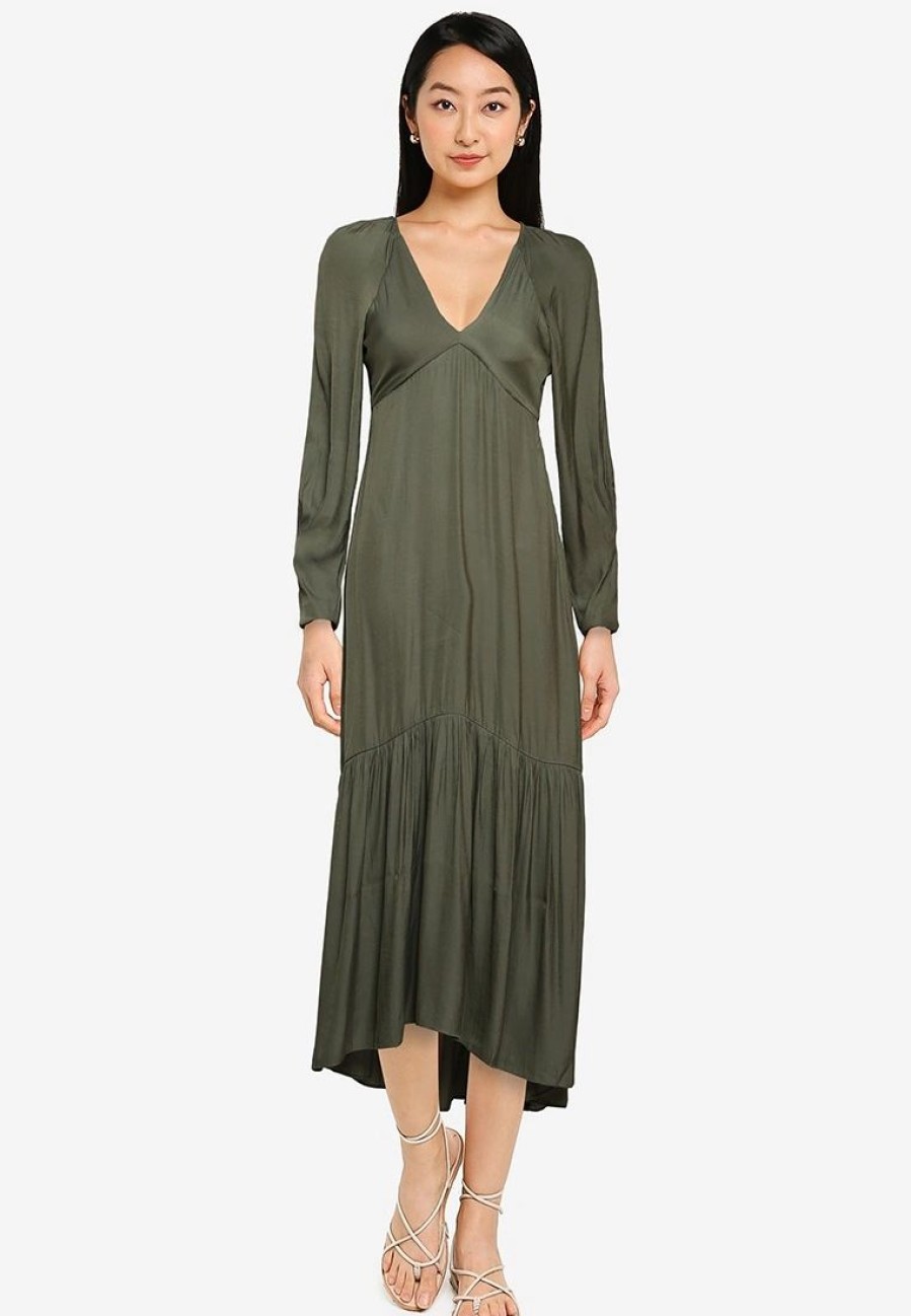 Women * | Banana Republic Flounce Hem Maxi Dress