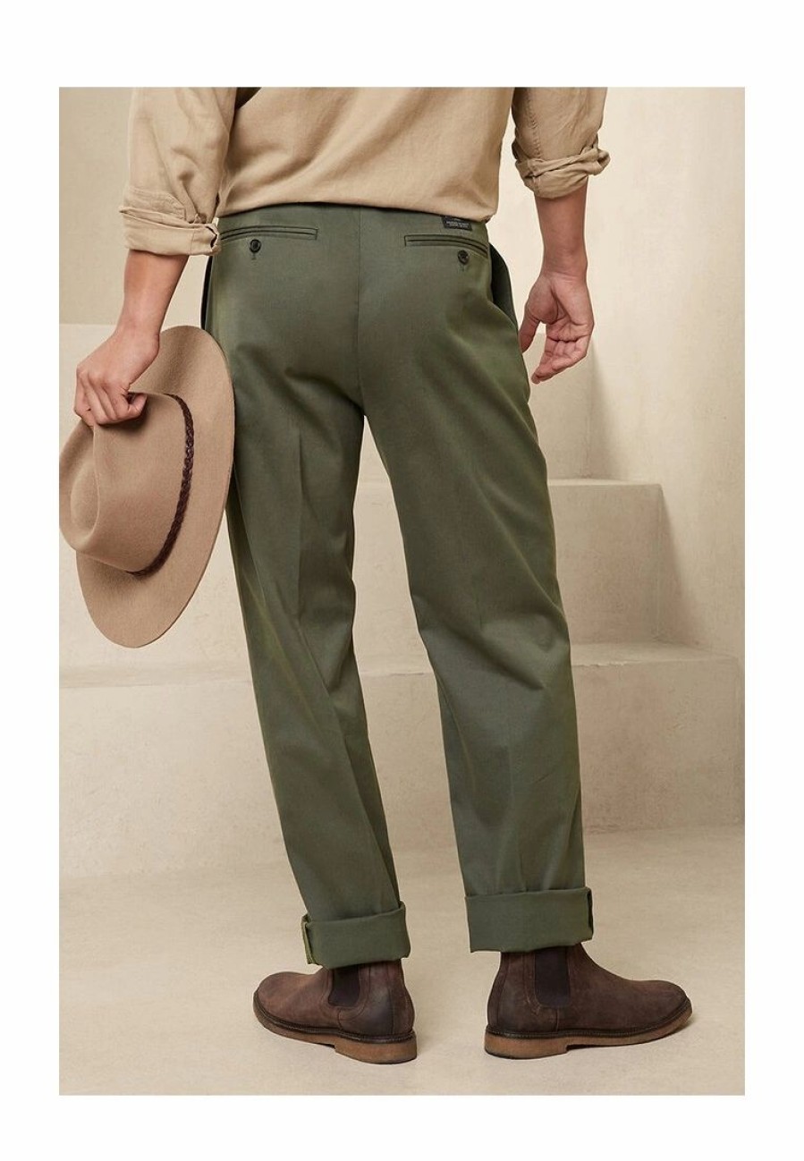 Men * | Banana Republic Archives Smithfield Pleated Rapid Movement Chinos